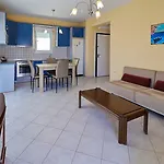 Aliki 2 Bedroomes 8 Guests * Polychrono