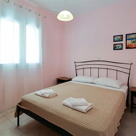 Aliki 2 Bedroomes 8 Guests *